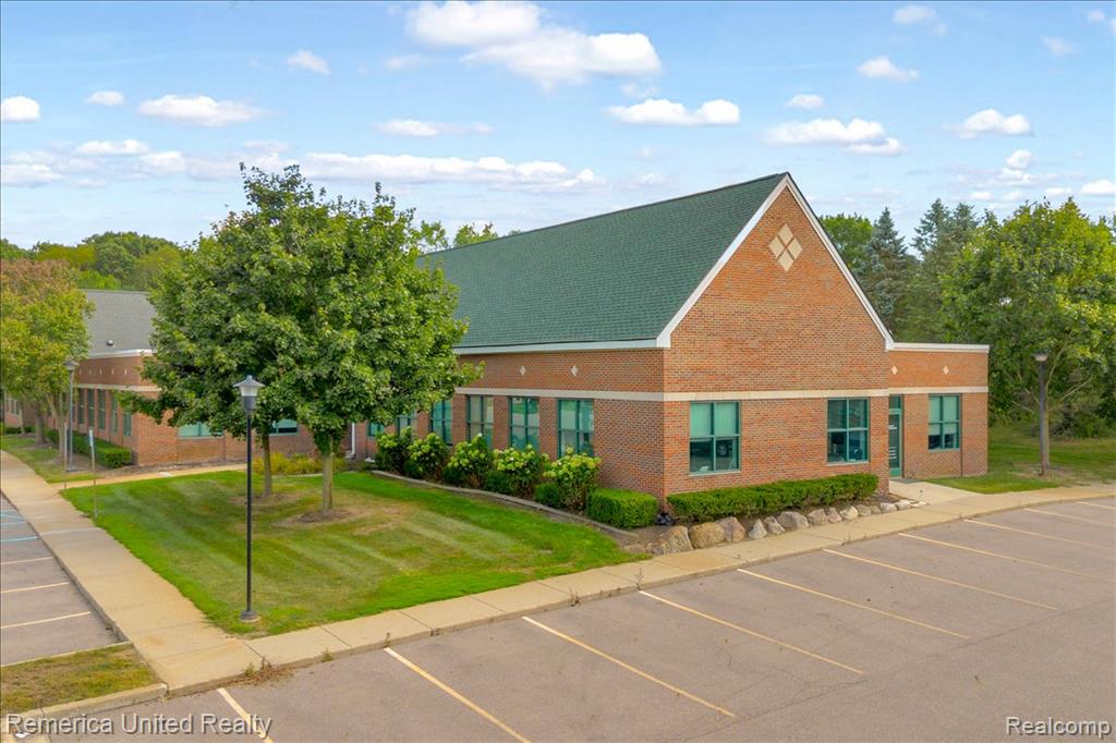 1050 Corporate Office Drive, Milford, MI 48381 — Photo 49