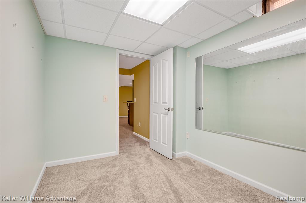 39438 VILLAGE RUN Drive, Northville, MI 48168 — Photo 39