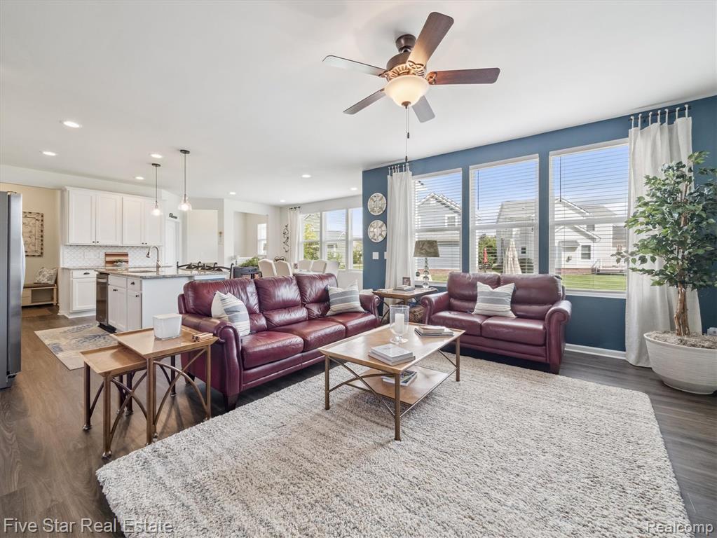 50264 Paine Street, Canton, MI 48188 — Photo 9