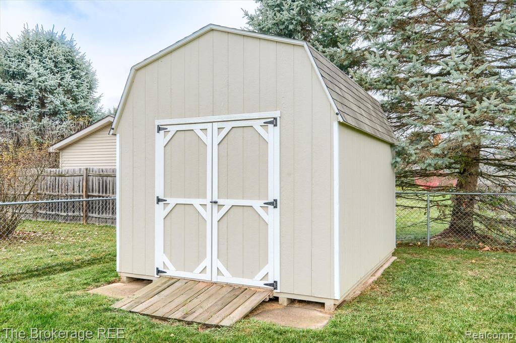 9475 Sandy Hollow Lane, Davison, MI 48423 — Photo 47