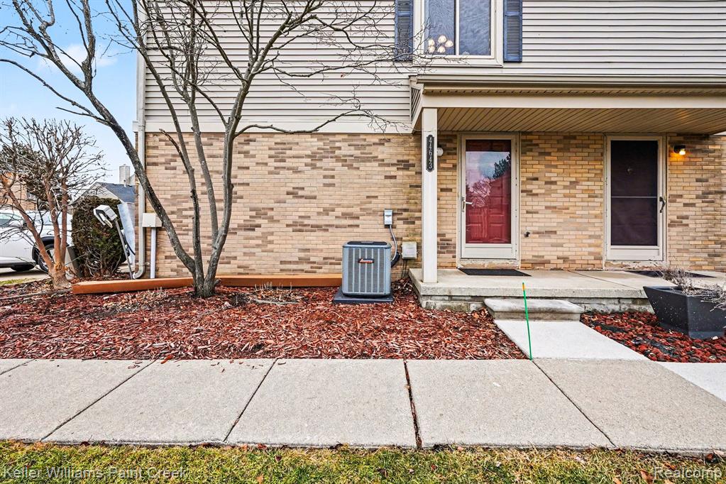 44643 Connecticut Court, Clinton Twp, MI 48038 — Photo 3