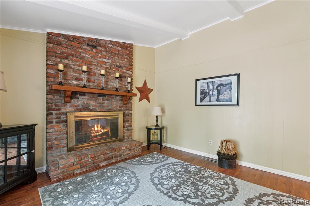 5374 Apple Hill Court, Flushing, MI 48433 — Photo 16
