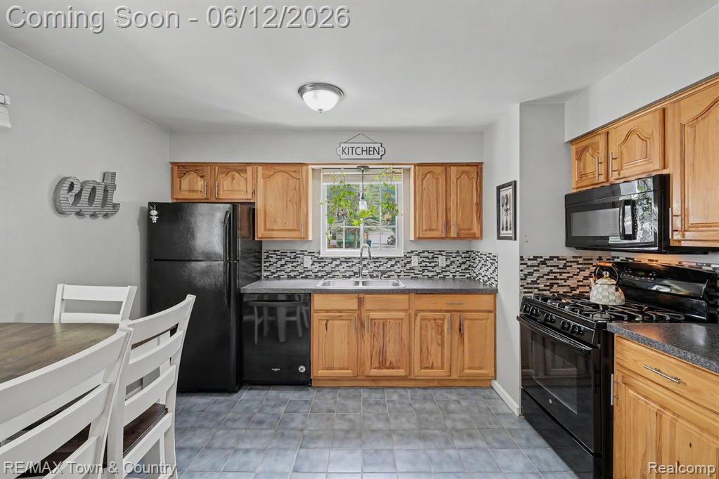 508 W 2nd Street, Davison, MI 48423 — Photo 12