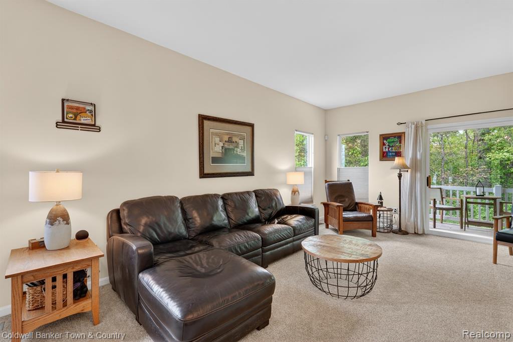 5551 Woodruff Shore Drive, Brighton, MI 48116 — Photo 8