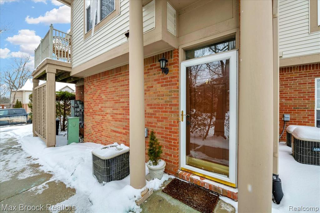 41 N Squirrel Road, Auburn Hills, MI 48326 — Photo 3