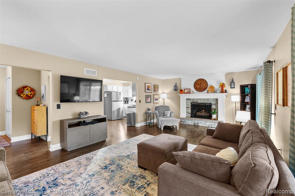 44127 Arlington Road, Canton, MI 48187 — Photo 7