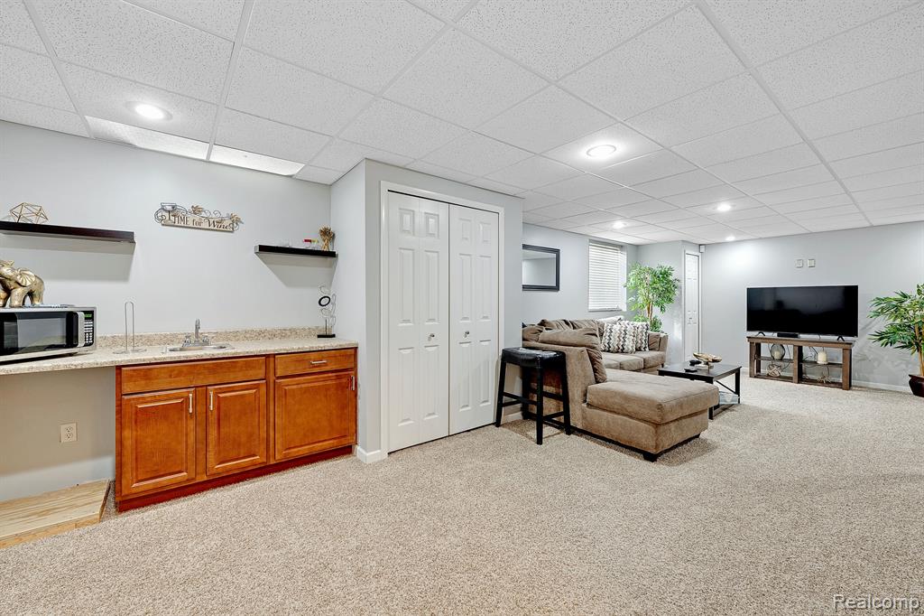 28285 COTTAGE Lane, New Hudson, MI 48165 — Photo 31