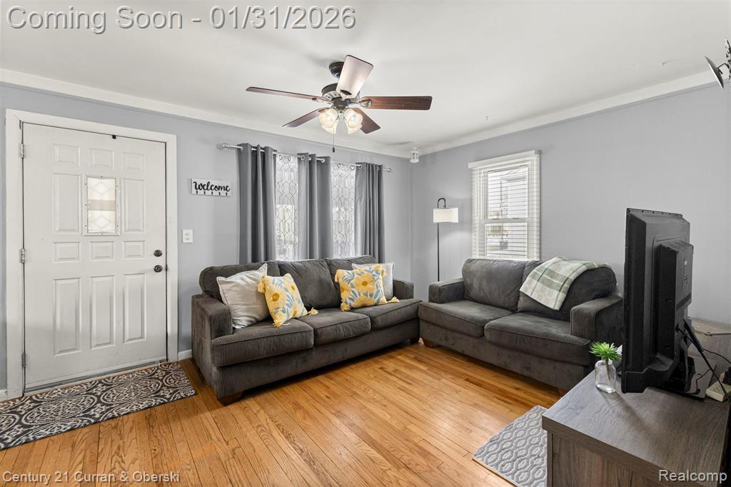 893 Cora Street, Wyandotte, MI 48192 — Photo 2