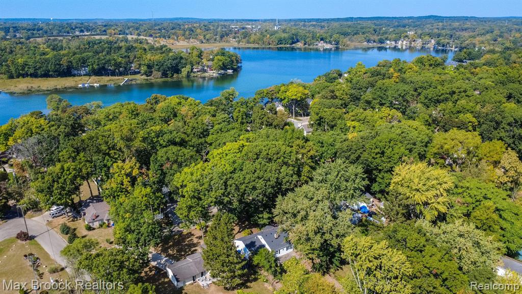 4120 Lotus Drive, Waterford, MI 48329 — Photo 40