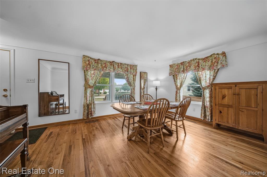 620 S Webik Avenue, Clawson, MI — Photo 7