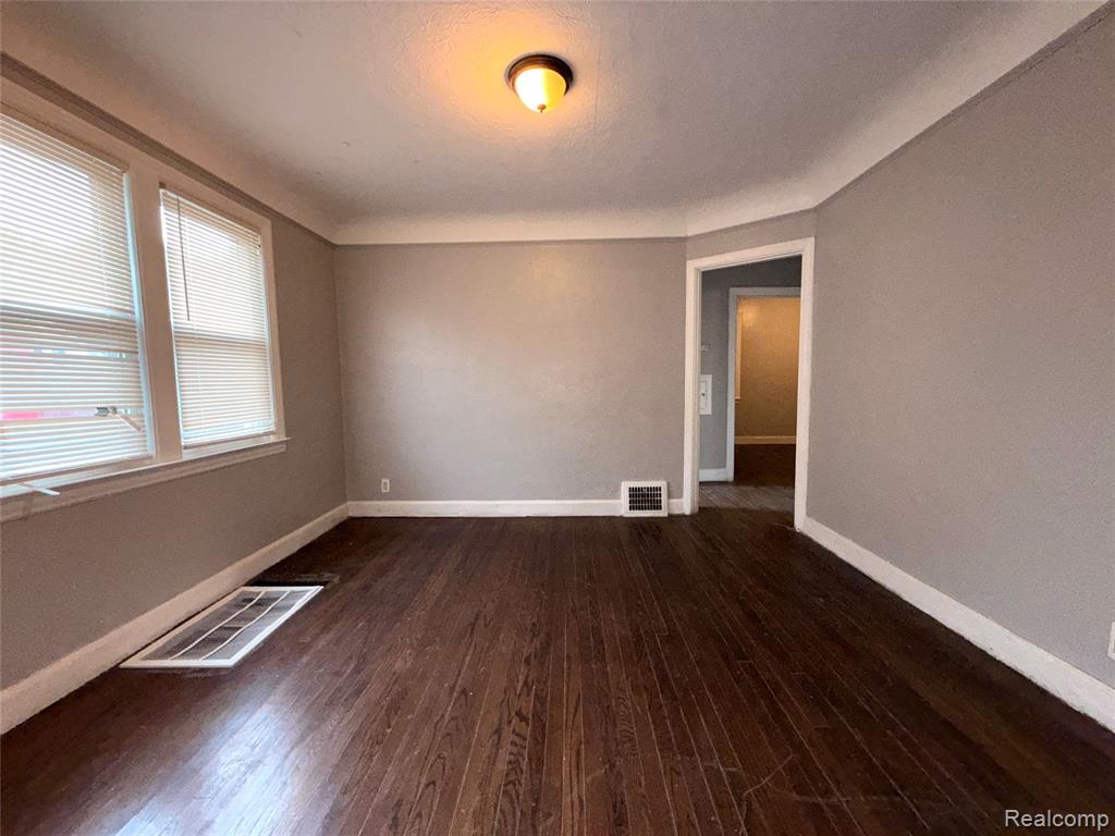 4522 Hereford Street, Detroit, MI 48224 — Photo 5