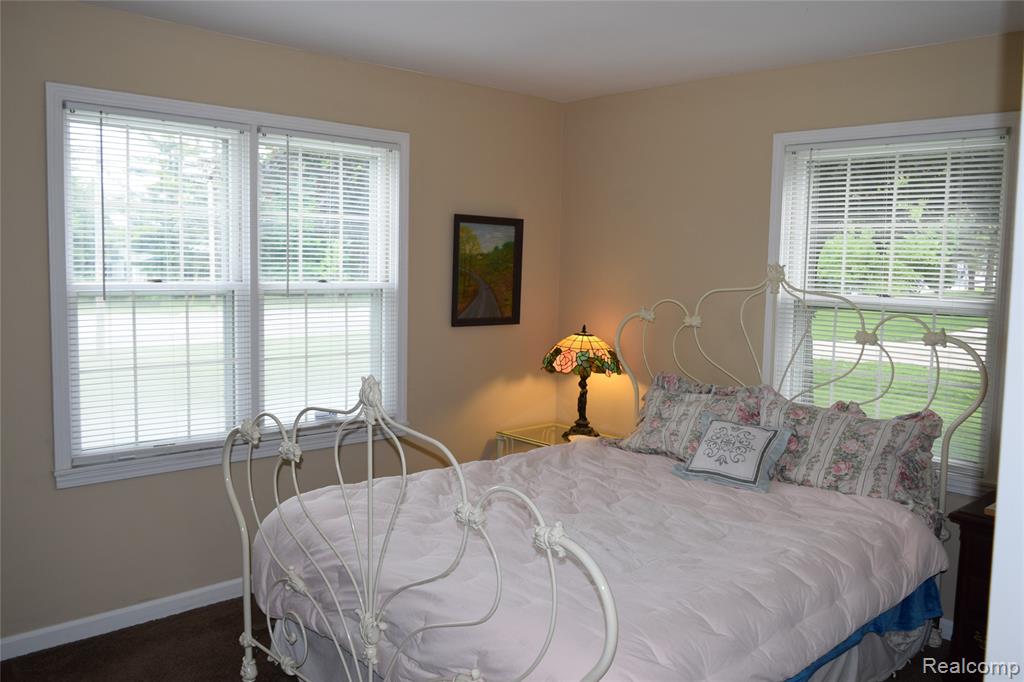 7448 Miller Road, Swartz Creek, MI 48473 — Photo 13
