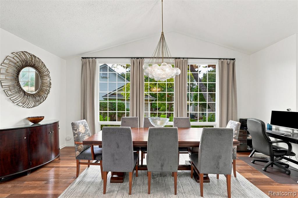 6012 Danbury Court, West Bloomfield, MI — Photo 17
