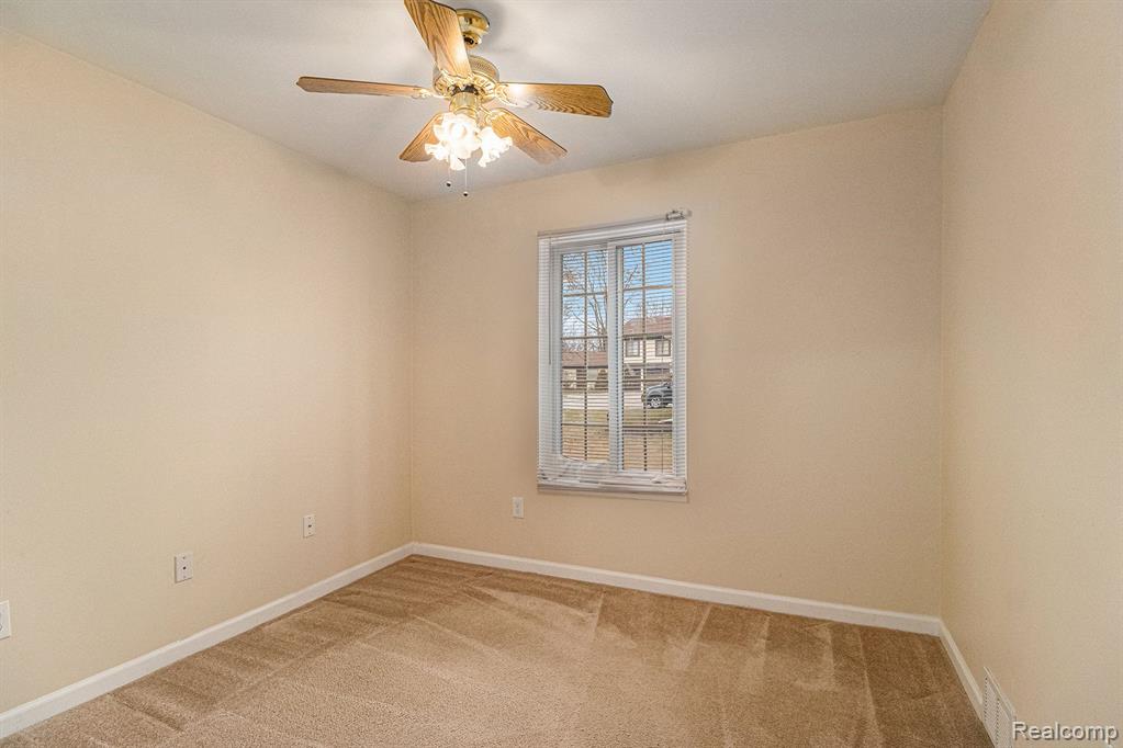 38147 SHERWOOD Street, Westland, MI — Photo 13