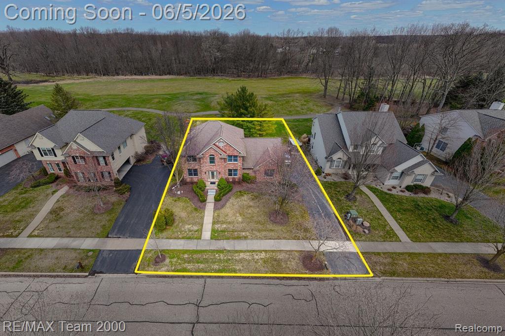 5681 WOODFIELD Parkway, Grand Blanc, MI 48439 — Photo 49