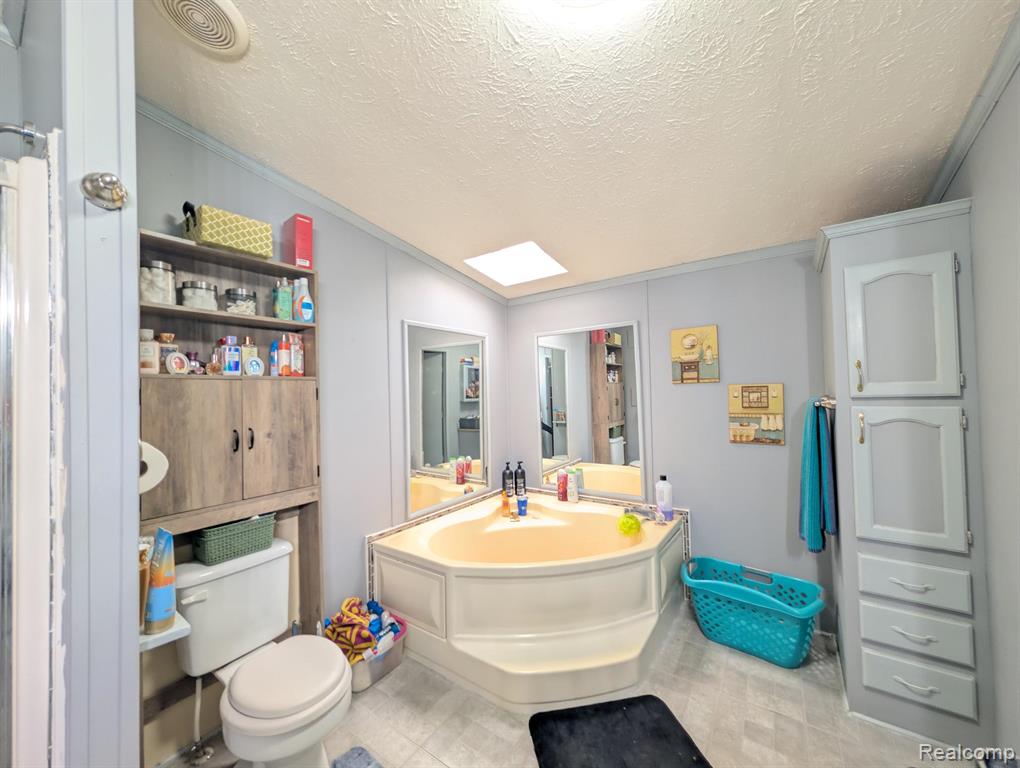 8 Brookfield, Swartz Creek, MI 48473 — Photo 24