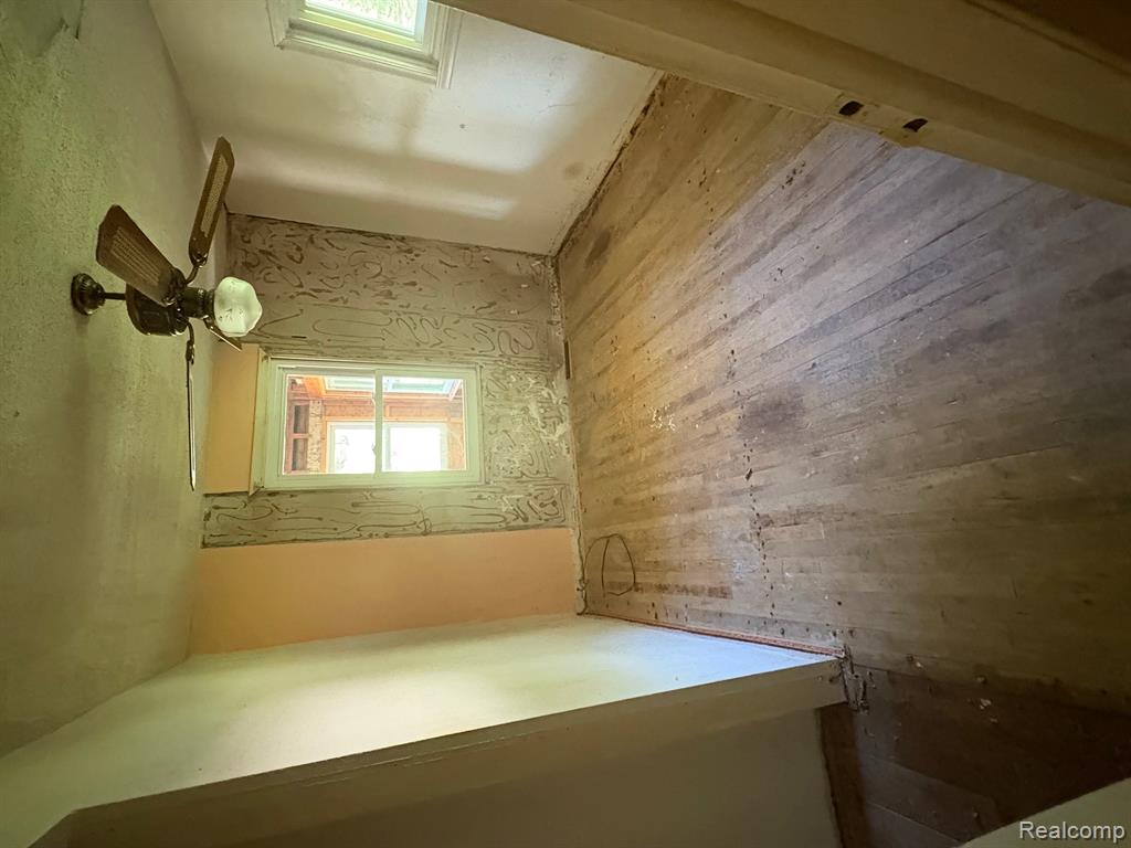 222 Newport Street, MI 48028 — Photo 9