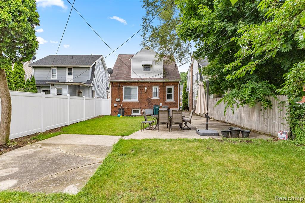 7914 WISCONSIN Street, Dearborn, MI 48126 — Photo 34