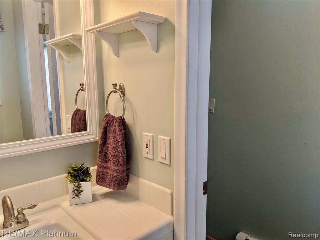 6010 Alan Drive, 30, Brighton, MI 48116 — Photo 22