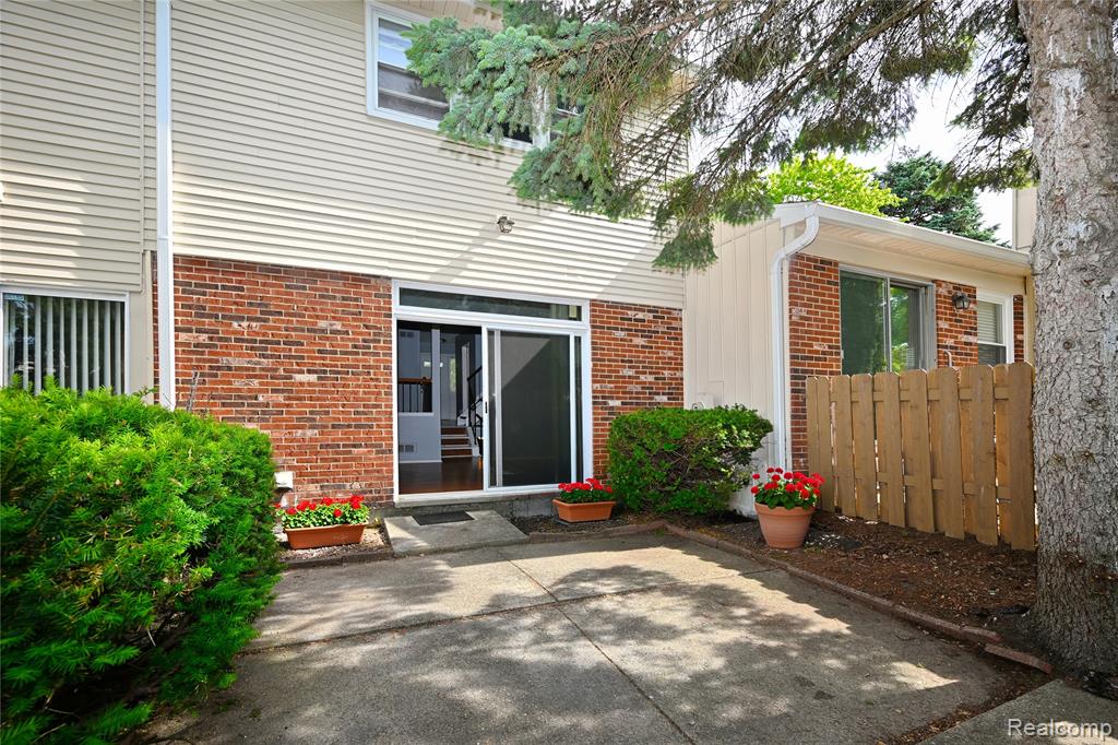 5177 Buckingham, Troy, MI 48098 — Photo 30