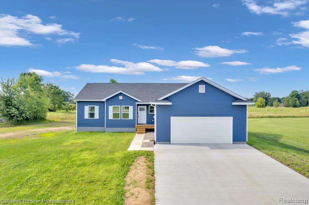 1814 Daley Road, Lapeer, MI 48446 — front exterior