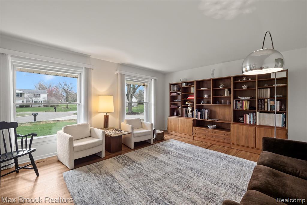 6540 Alderley Way, West Bloomfield, MI — Photo 12