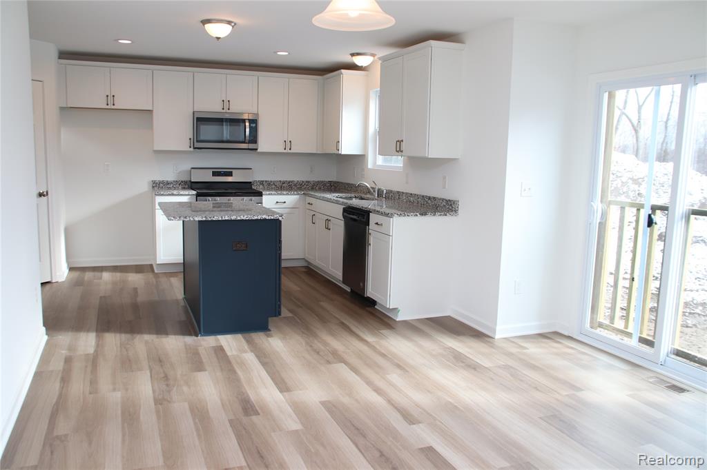 6007 Huron River Lane, Ypsilanti, MI 48197 — Photo 20