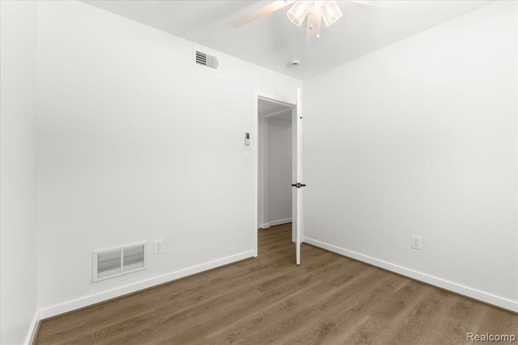 5348 Burgundy Drive, Clarkston, MI — Photo 19