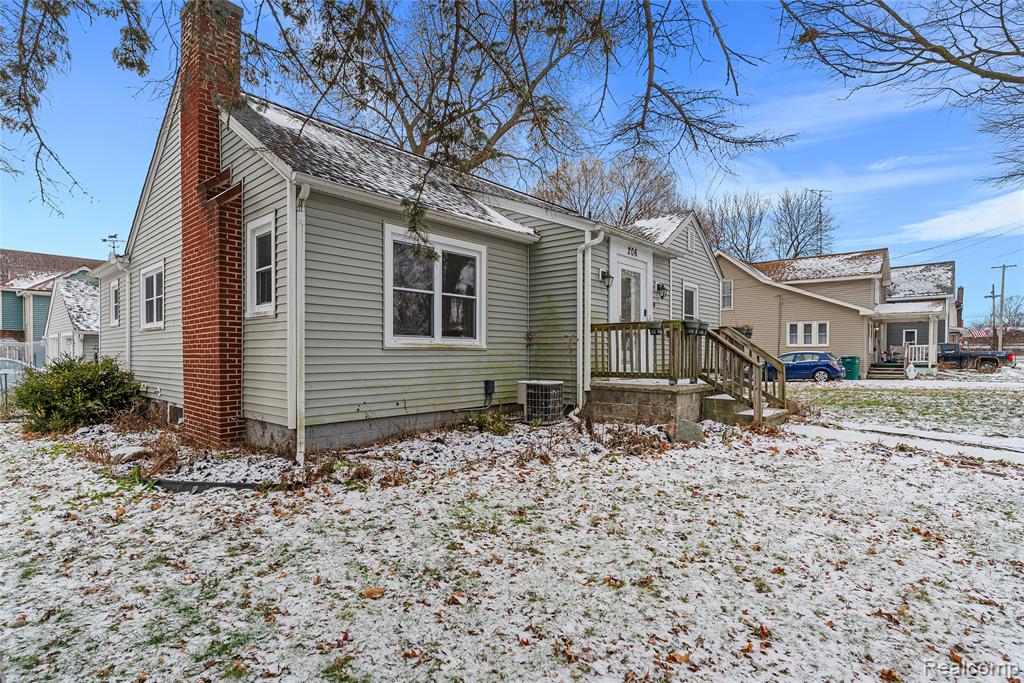 206 E Tuscola Street, Durand, MI 48429 — Photo 5