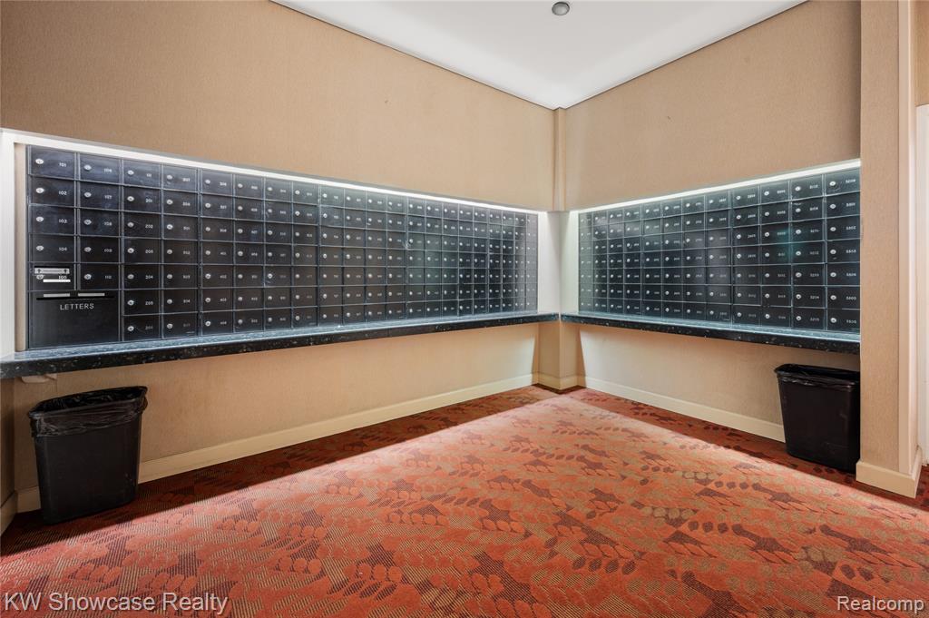 5000 Town Center Center, 703, Southfield, MI 48075 — Photo 31