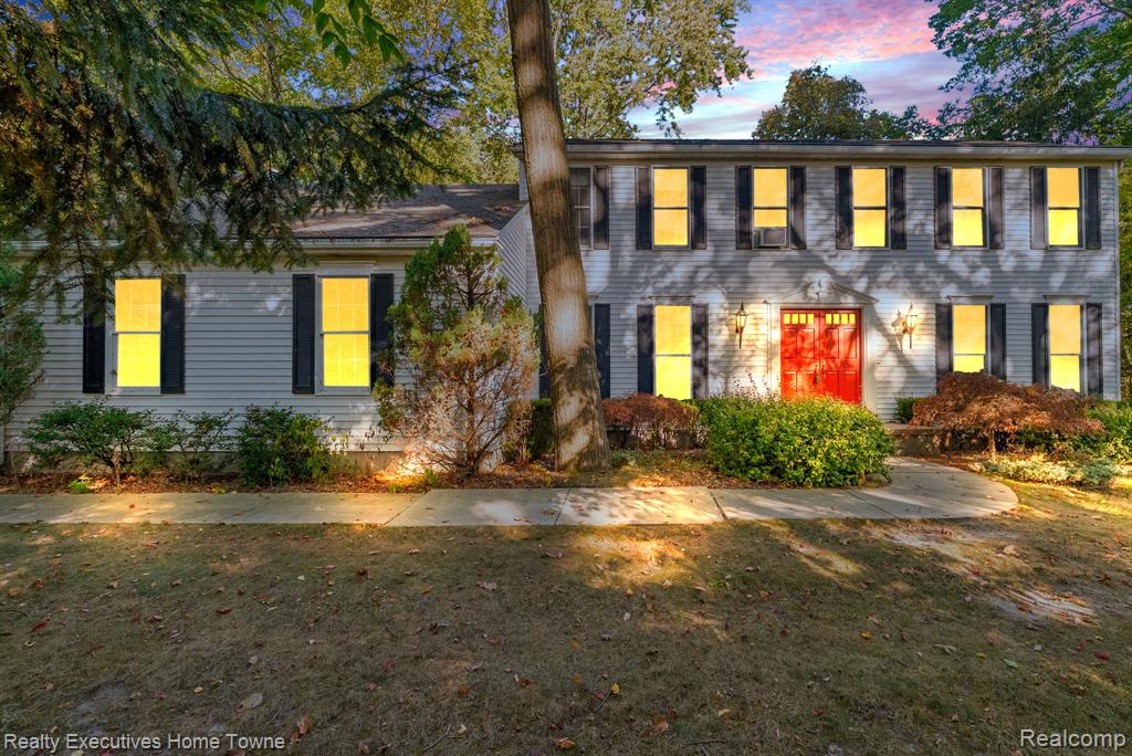 4680 Lakeshore Terrace, Fort Gratiot, MI 48059 — Photo 2