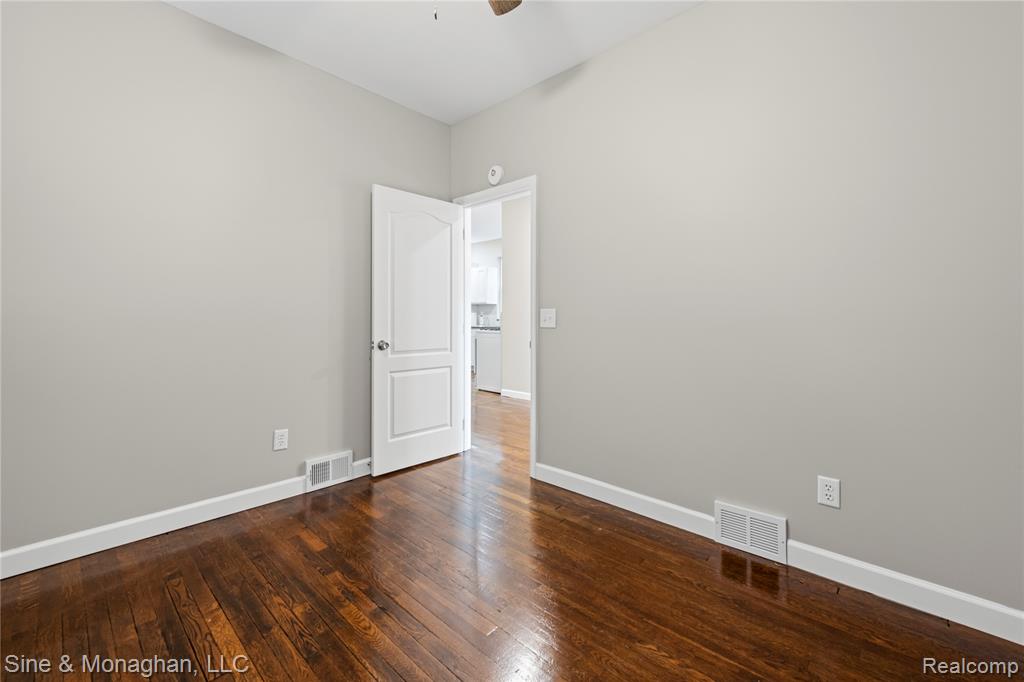 5042 Tireman Street, Detroit, MI 48204 — Photo 11