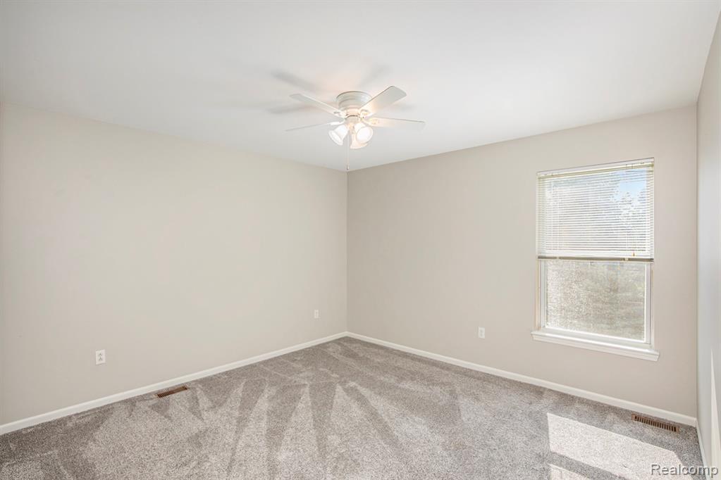 994 Chelsea Boulevard, Oxford, MI 48371 — Photo 23