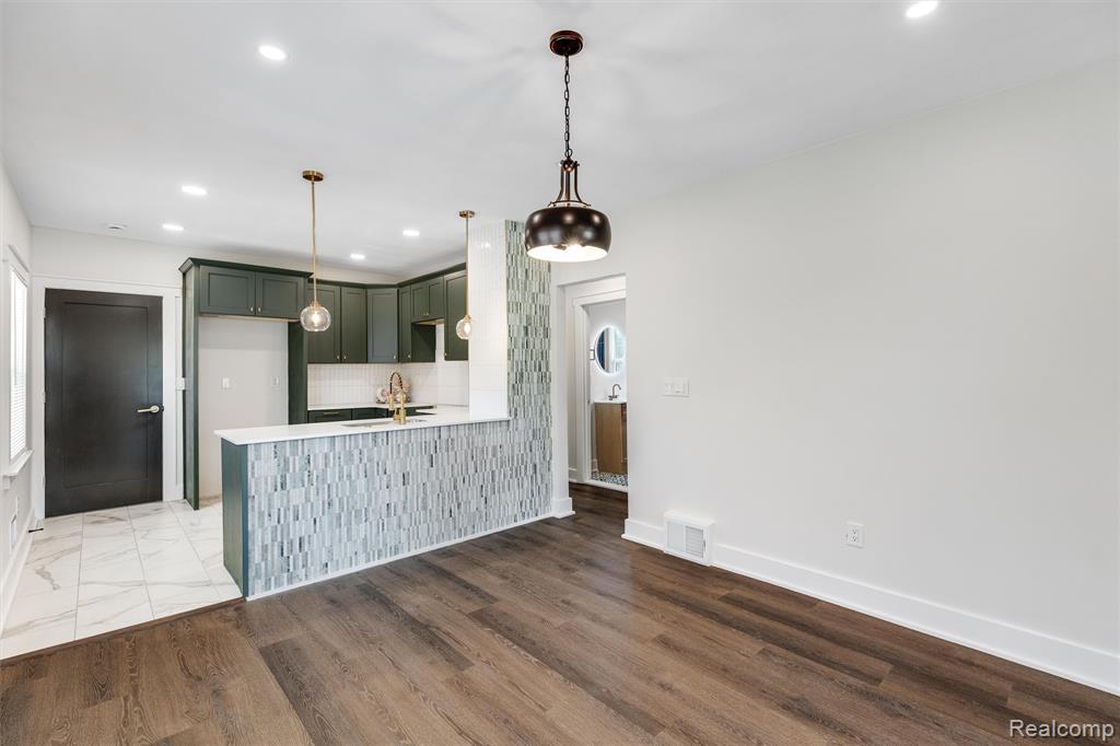 14219 Corbett Street, Detroit, MI 48213 — Photo 4