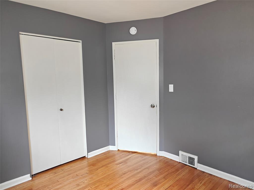 4615 Julius Boulevard, Westland, MI 48186 — Photo 17