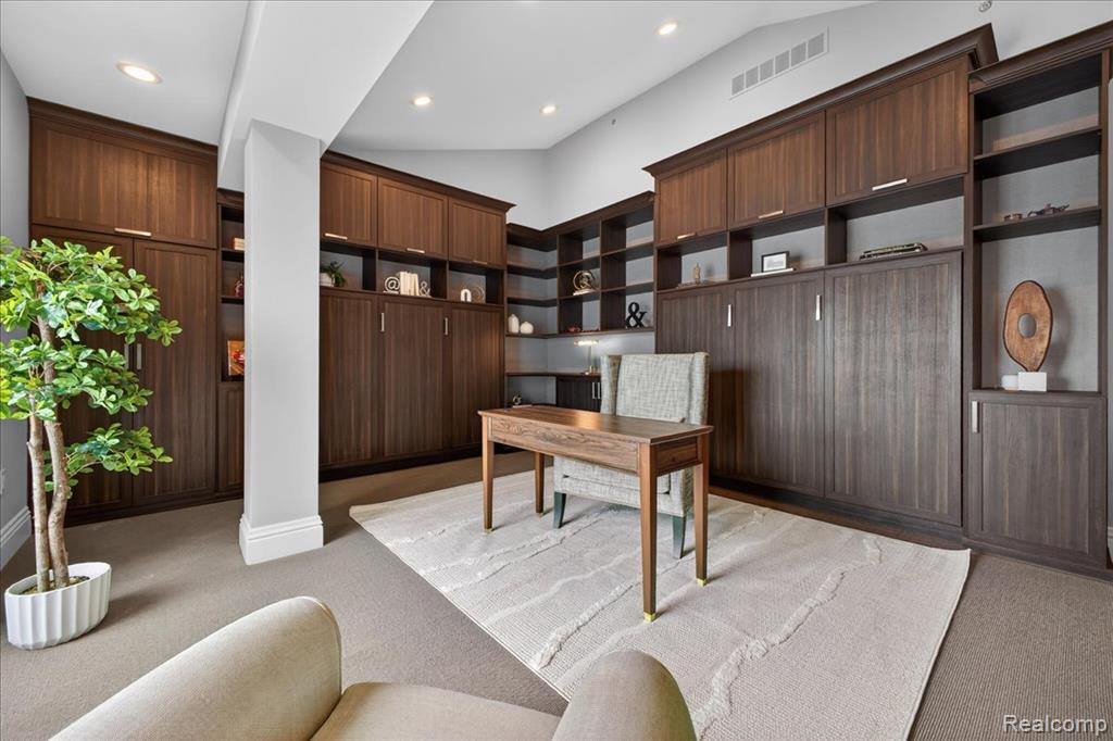 801 W Ann Arbor Trail, Plymouth, MI 48170 — Photo 48