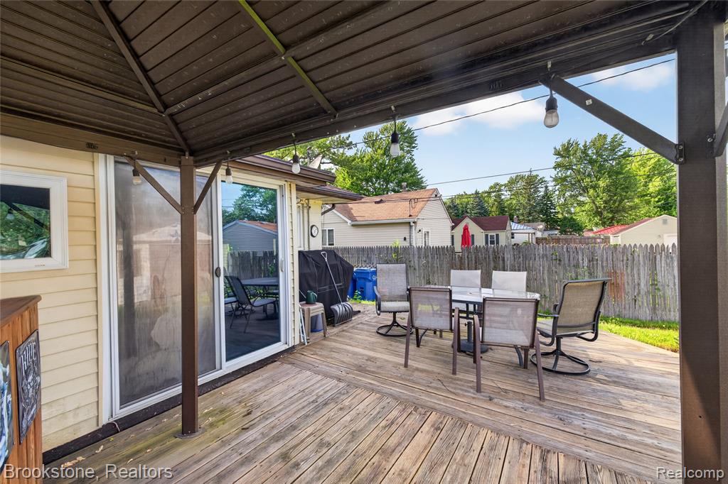 23496 Willard Avenue, Warren, MI 48089 — Photo 14