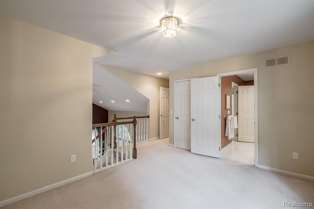 6580 Summit Ridge, Clarkston, MI — Photo 32