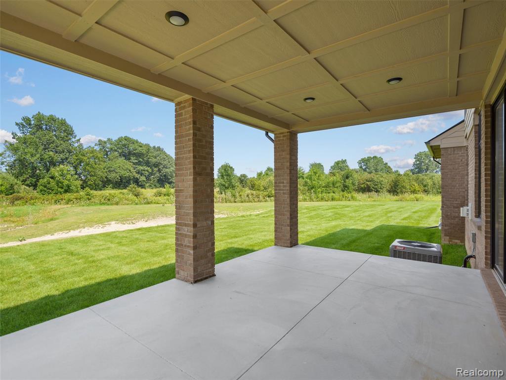 45070 TWIN RIVER Drive, Macomb, MI 48044 — Photo 7