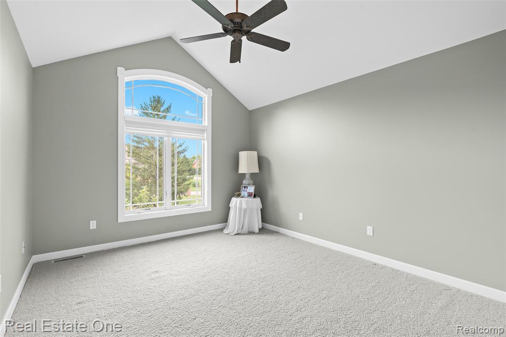 16048 Pine Bluff Court, Fenton, MI 48430 — Photo 19