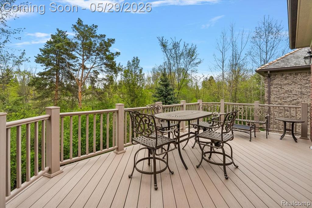 2570 Stoneykirk Court, Rochester, MI 48306 — Photo 37