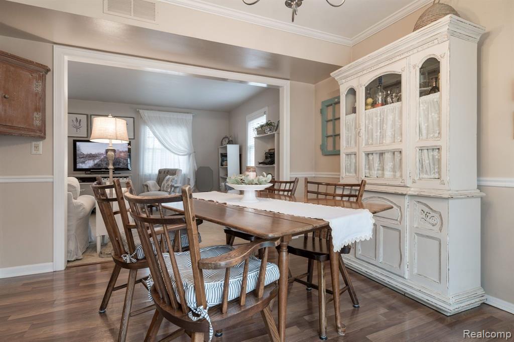 4855 CAROL Drive, Troy, MI 48085 — Photo 18