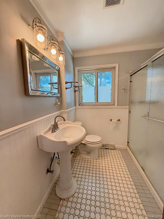 4424 Killarney Park Drive, Burton, MI 48529 — Photo 13