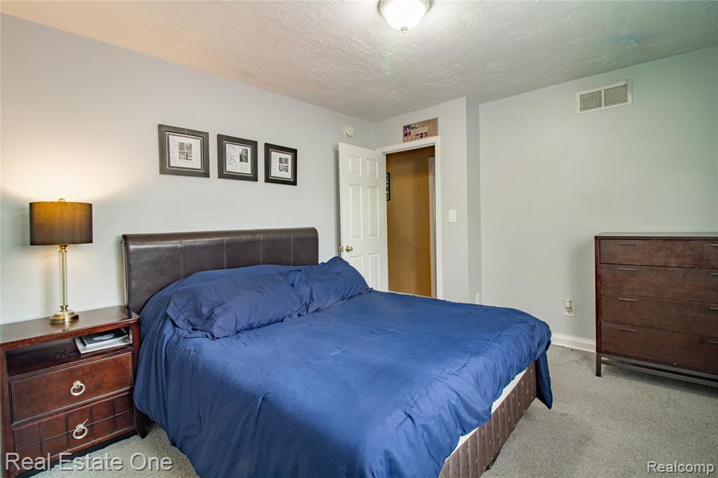 44220 Saltz Road, Canton, MI 48187 — Photo 12