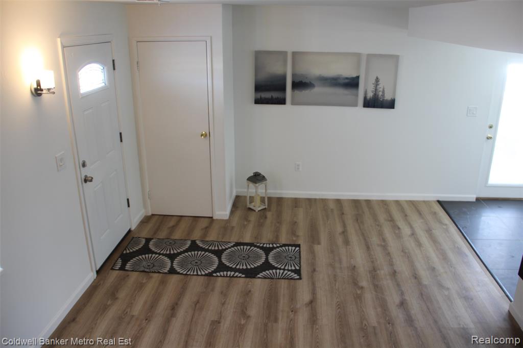 6 Beechwoode Lane, Pontiac, MI 48340 — Photo 3
