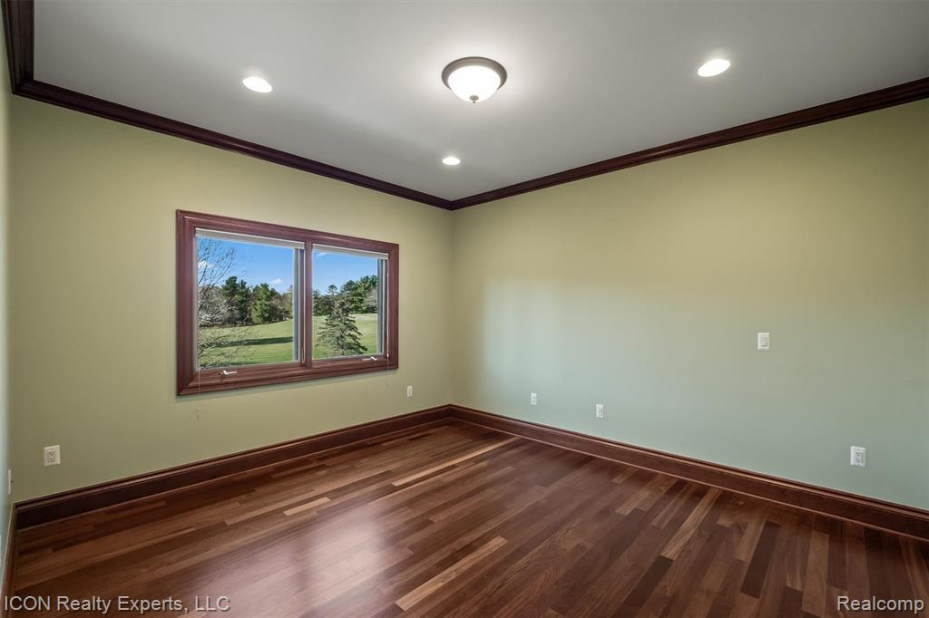72755 Solanus Drive, Bruce, MI 48065 — Photo 33
