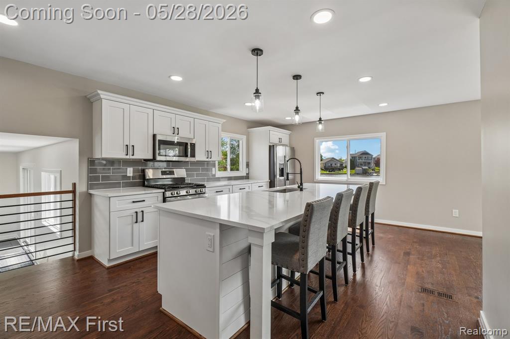 9403 Buckingham Street, White Lake, MI — Photo 6