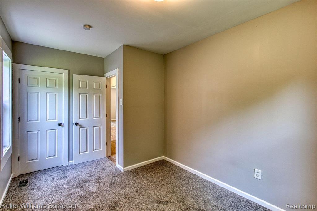 5519 EASTLAWN Street, Detroit, MI 48213 — Photo 25
