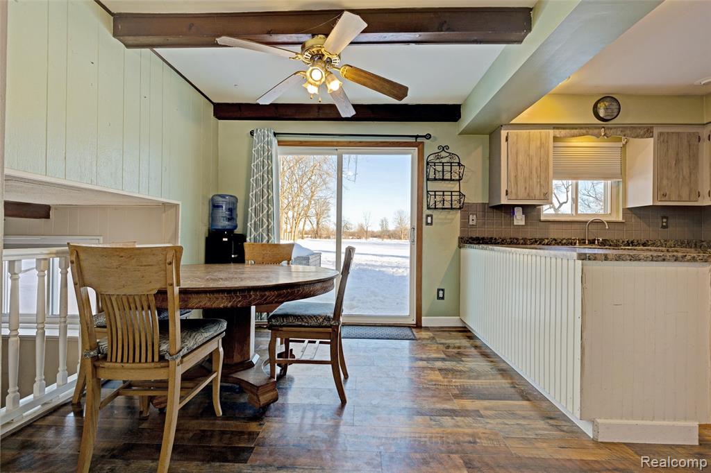 4380 Baza, Leonard, MI 48367 — Photo 7