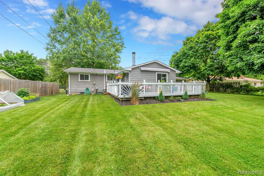 861 W SEYMOUR LAKE Road S, Oxford, MI 48371 — Photo 7